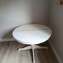 Round table Image 5