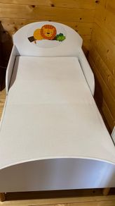 Toddler bed ,age between 2 and 4 years