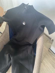 wetsuit