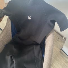 wetsuit