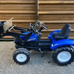 Ride on tractor digger and trailer