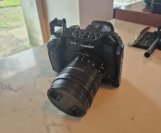 Lumix GH5 + lens and smallrig cage