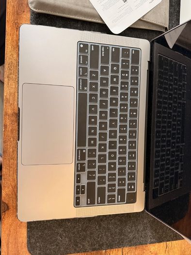 MacBook Pro 14 M2 2023 Mint Condition Model A2779