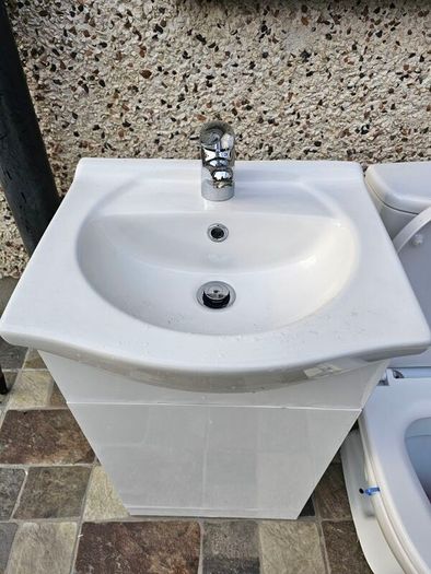 Toilet end tap sink