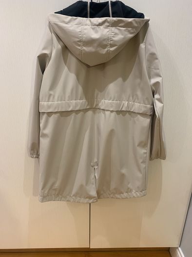 Shower resistant coat (U.K. 14 brand new)