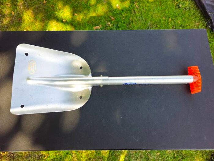 BCA Tour Shovel Mountaineering Skiing