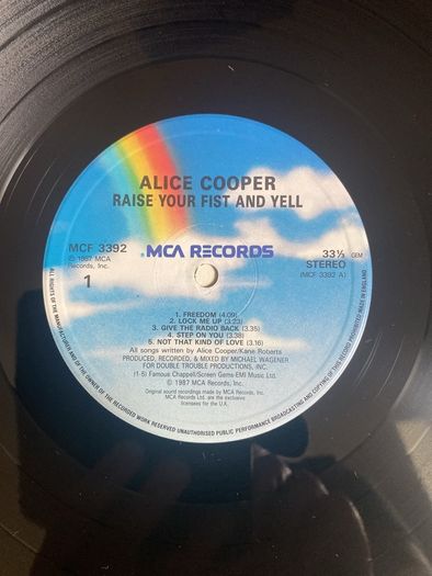 Alice Cooper "Raise your Fist and Yell" vinyl