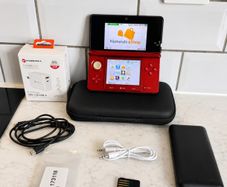 Nintendo 3ds metalic red