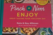 Pinch of Nom Cookbook