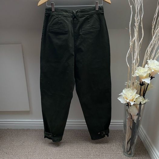 BNWT H&M Green Trousers