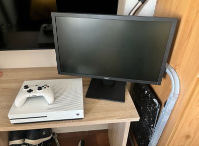 xbox one s plus monitor and games