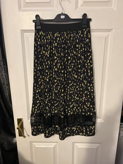 midi skirt