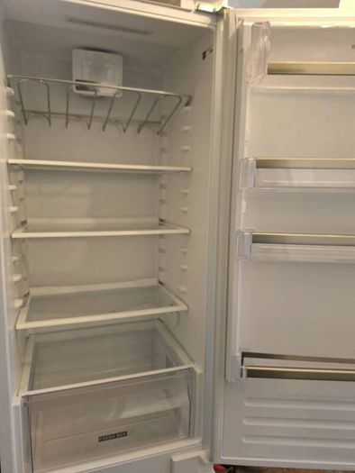 whirlpool integrated fridge freezer