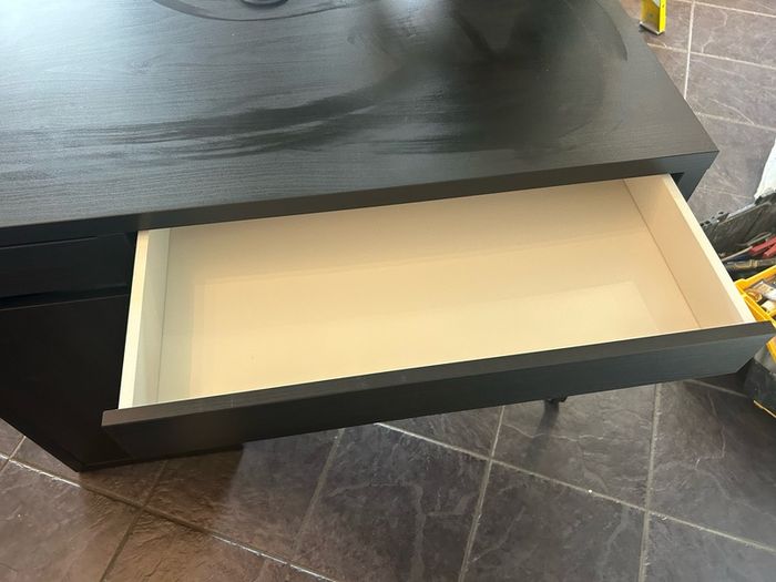 desk