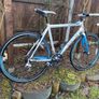 Carrera Virtuoso 700x25c wheels 21.5 inch frame 16 speed Image 2