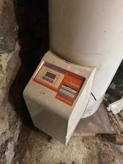 Energie thermodynamic solar hot water system