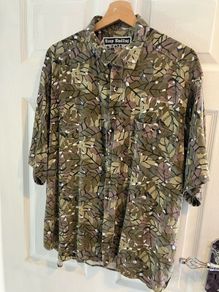 Green leaf shirt