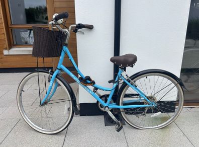 Vintage ladies city bike