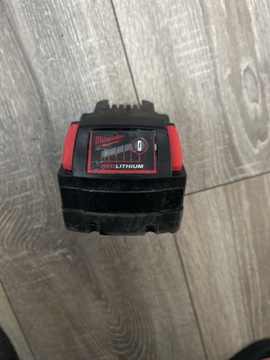 Milwaukee M18 redlithium 5.0 Ah battery pack
