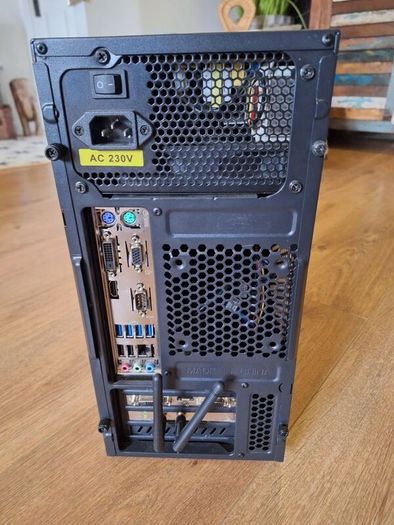 Asus AMD Ryzen 5 2600 6 core, 16 Gb Ram