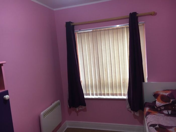 Tiler, bathroom fitters, kitchen fitters, handyman