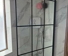 bath screen