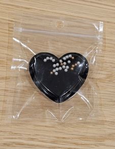 Heart Liquid Pearl Dots  - Finger Grip Bracket Holder - Phone Stand Holder - New