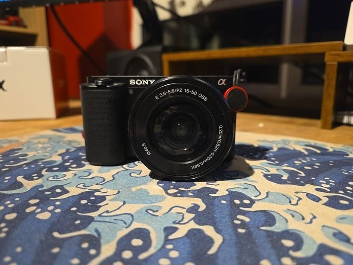 Sony Zve10 Vlogging Camera Like New Perfect Camera  With Kit Lens