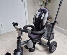 Baby push tricycle
