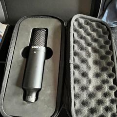 Sony C80 microphone