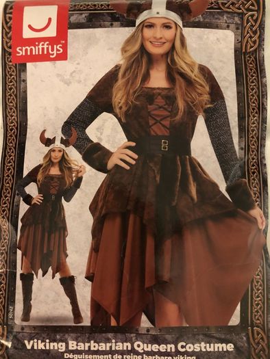 Viking Barbarian Queen Costume (M) Perfect condition