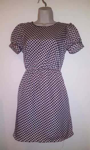 Brand New Heart Dress from Maisy size 10 in light pink and navy