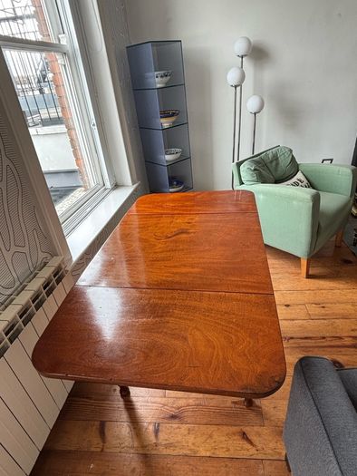 Antique Victorian drop-leaf table