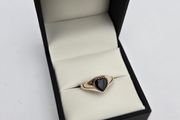 9ct Yellow Gold Onyx Heart Ring