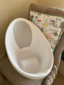 Shnuggle newborn bath & changing mat