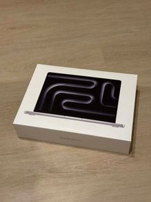 MacBook Pro M5