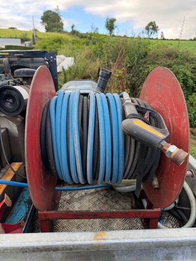Professional Powerwashing Unit