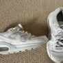 Nike Air Max Command White trainers UK 3 / EUR 35.5 Image 2