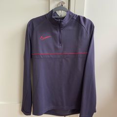 Nike track-top