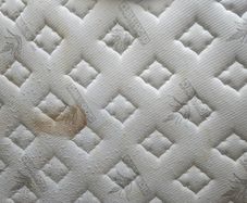 4ft6mattress and bace free to take
