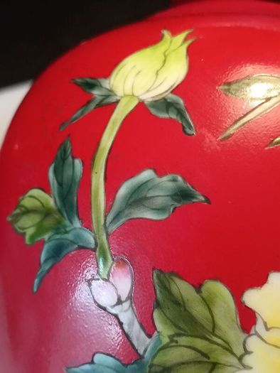 8" Pair of Shende Tang Hand painted Chinese Vintage Vases