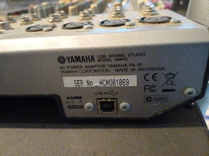 Yamaha mixer