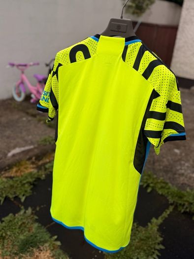 Arsenal 23/24 Away kit Medium