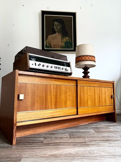 Vintage Retro Mid Century Teak Scandinavian Sideboard/Record Cabinet/TV Unit
