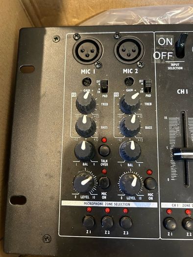 Monacor MPX-4PA DJ mixer
