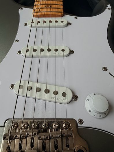 PRS (USA) Silver Sky Strat