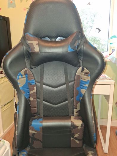 Gaming chair