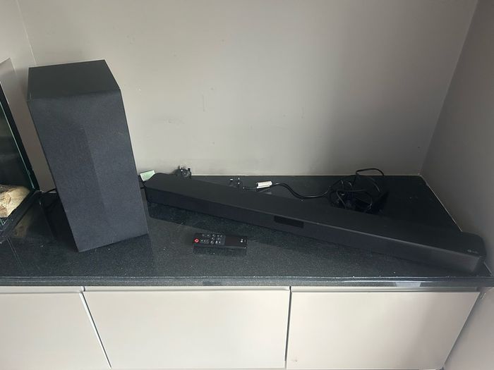 LG soundbar SN4