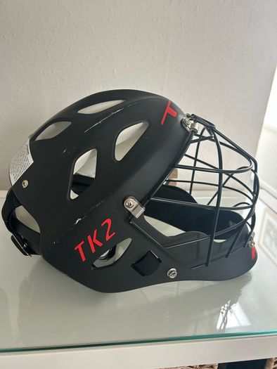 TK2 hockey goal keeper helmet