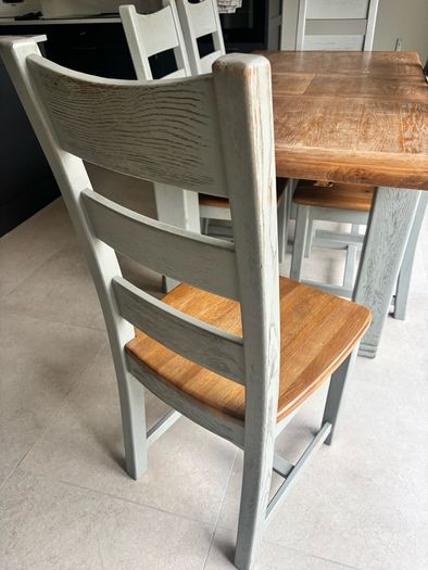 Kitchen table